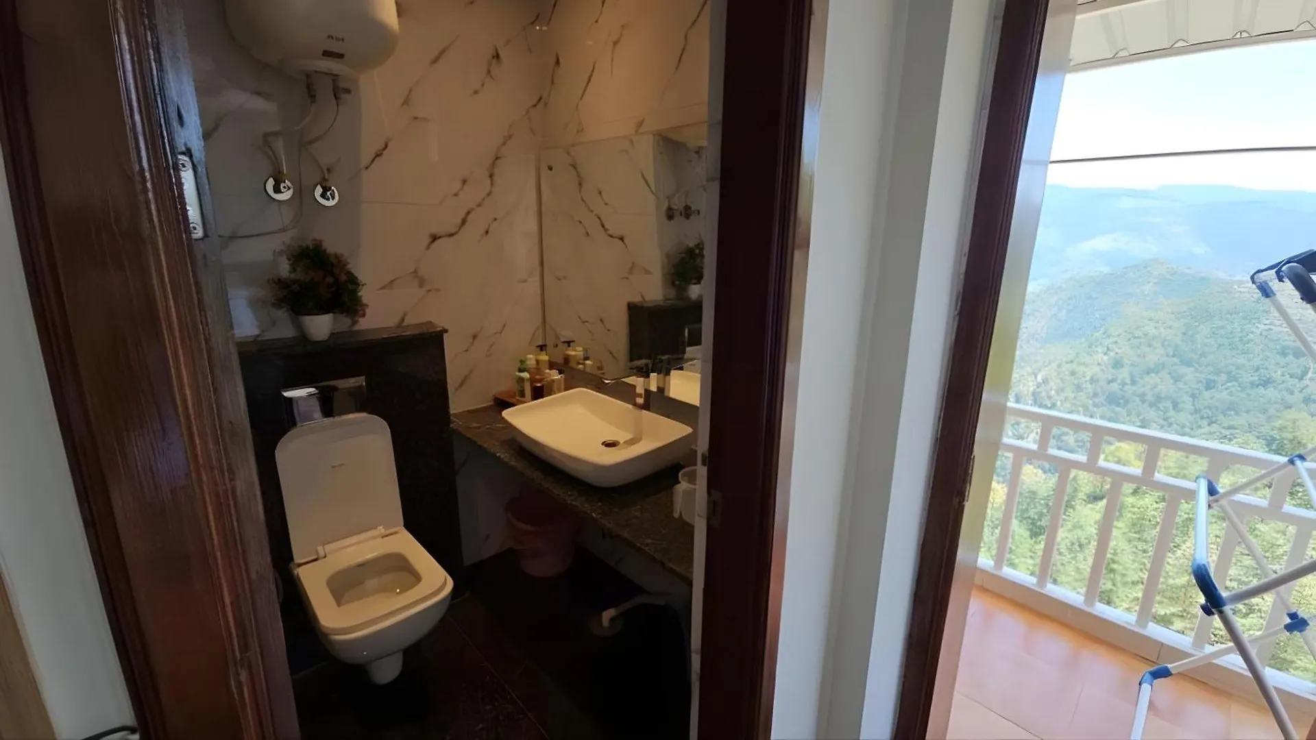 Ababil'S Nest - Luxuries 1 And 2 Bhk Serviced Appartments With Scenic Views Shimla 0*,  India