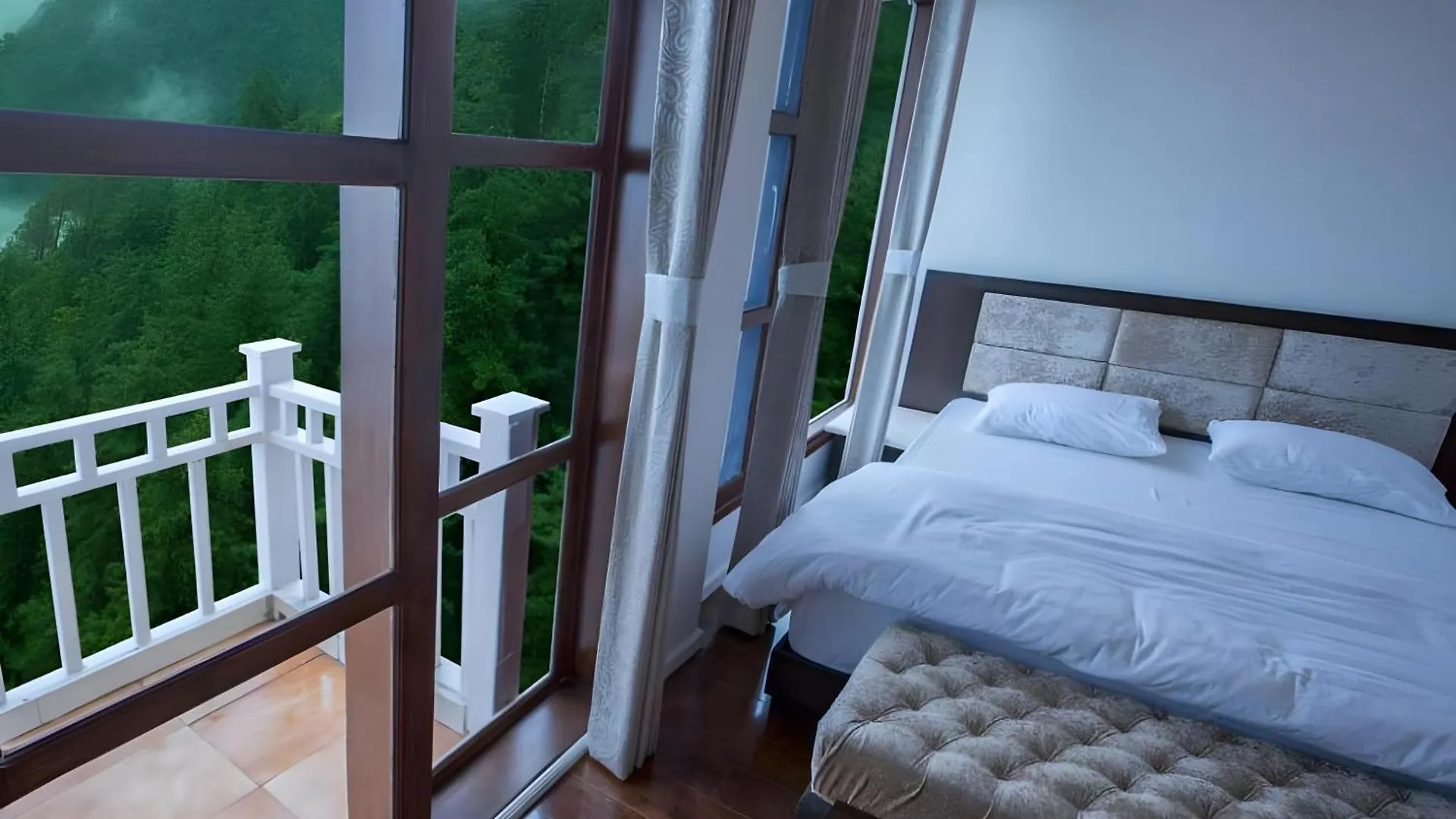 Ababil'S Nest - Luxuries 1 And 2 Bhk Serviced Appartments With Scenic Views Shimla