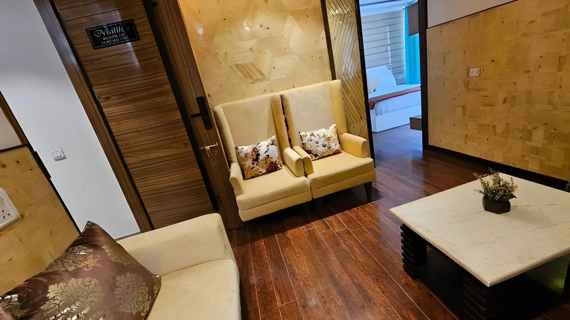 Ababil'S Nest - Luxuries 1 And 2 Bhk Serviced Appartments With Scenic Views Shimla